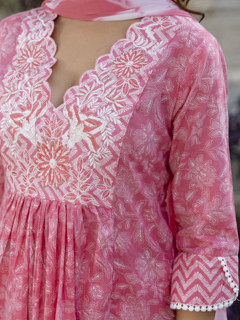 Anouk Women Floral Embroidered Thread Work Pure Cotton Kurta Trousers & With Dupatta - Image 3