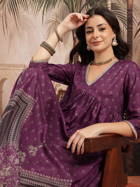 Sangria Ethnic Motifs Print Gotta Patti Kurta