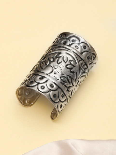 VIVAZS Silver-Plated Textured Bangle Bracelet - Image 2