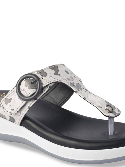 Shoetopia Women Printed Synthetic Flatform sandal flats - Image 5