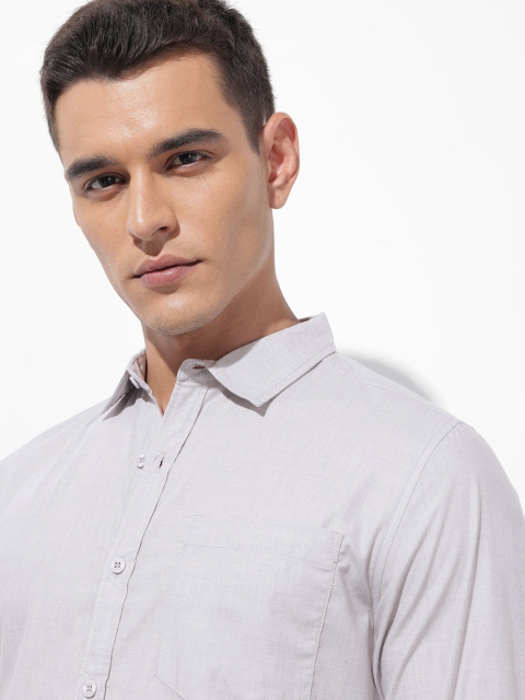 The Roadster Lifestyle Co. Solid Regular Fit Shirt - Image 2