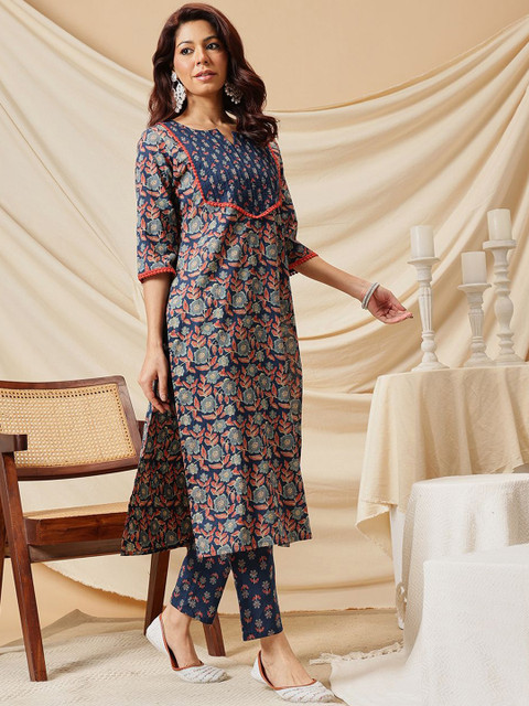 Ginni Arora Label Floral Printed Notch Neck Pure Cotton Kurta & Trouser With Dupatta - Image 4