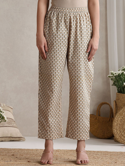 Khushal K Floral Printed Cotton V-Neck Tunic With Trouser Co-Ords - Image 7