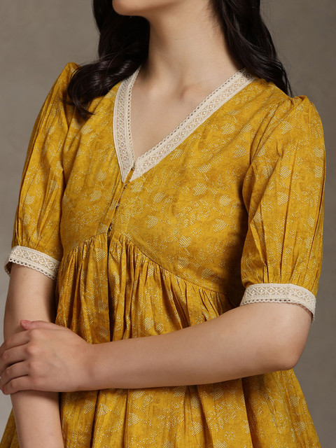 Khushal K Printed Cotton V-Neck Lace-Detailed Tunic With Palazzo Co-Ords - Image 3