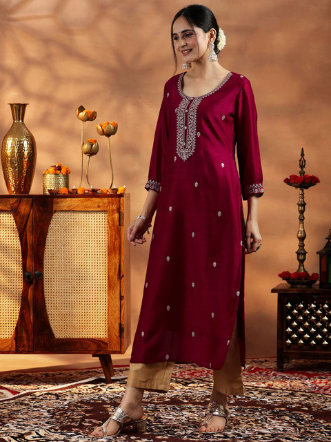 Libas Floral Embroidered Sequinned Pure Silk Straight Kurta With Lining - Image 3