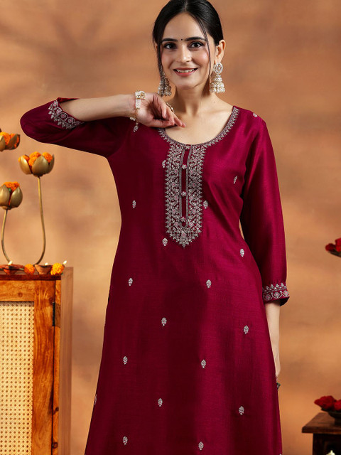 Libas Floral Embroidered Sequinned Pure Silk Straight Kurta With Lining - Image 2