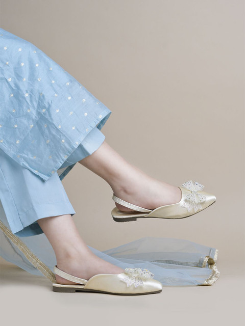 Stylestry Women Pointed Toe Slingback Flats With Bows