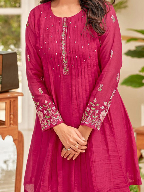 Varanga Floral Embroidered Thread Work Chanderi Cotton A-Line Kurta With Palazzos - Image 3