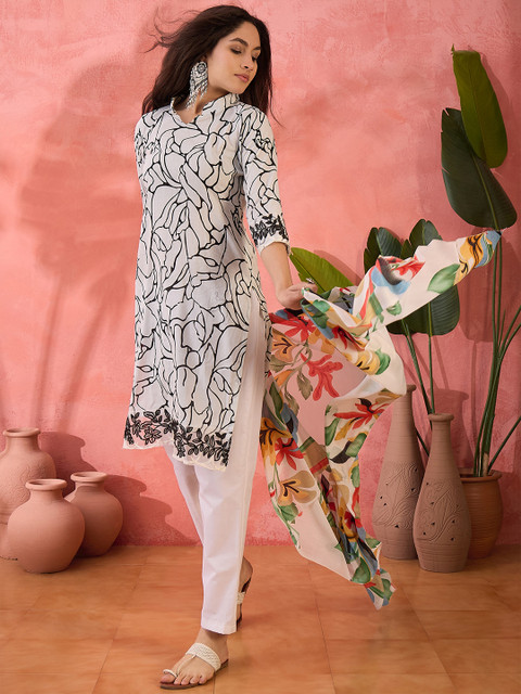 Sangria Floral Printed Cotton Unstitched Dress Material - Image 5