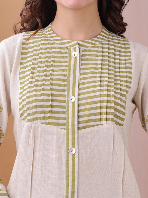 Fourleaf Floral Printed Mandarin Collar Top With Palazzo Co-Ords - Image 4