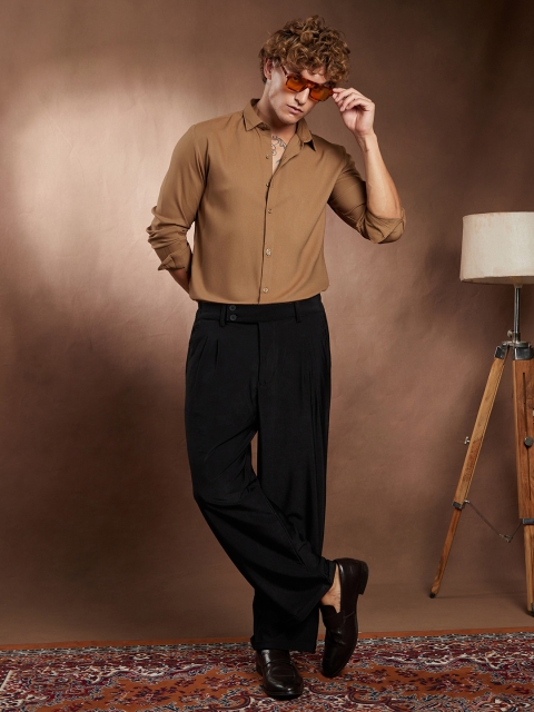 Campus Sutra Comfort Waffle-Weave Self Design Regular Fit Casual Shirt - Image 5