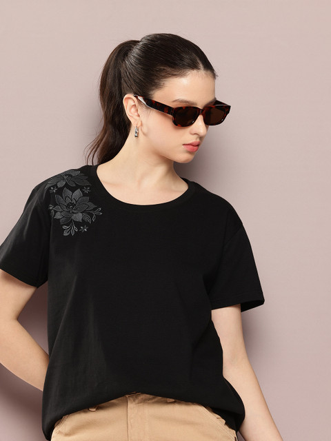 DILLINGER Women Boxy Regular Embroidery Crew Neck Tshirt