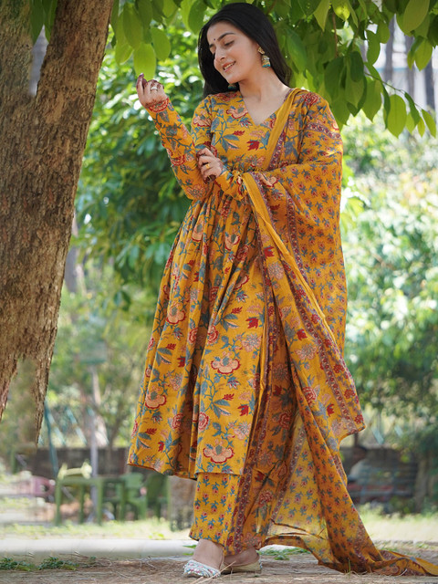 Bahe Kurtiz Women Floral Printed Cotton Kurta with Trousers & Dupatta - Image 5