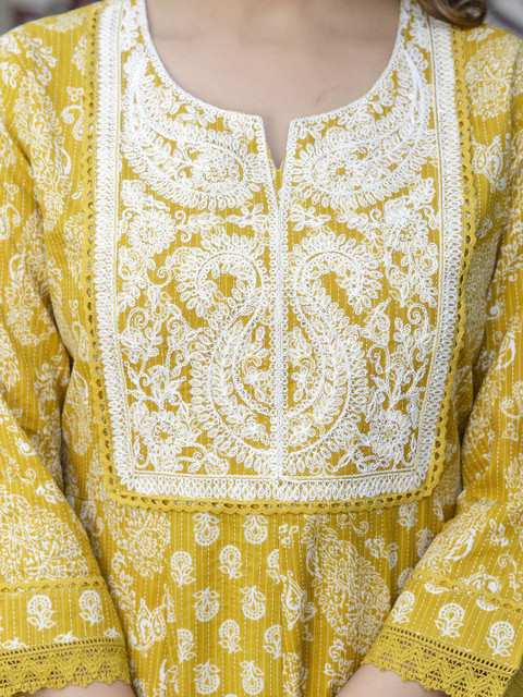 Anouk Women Floral Embroidered Cotton Kurta with Trousers & Dupatta - Image 3