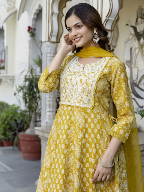 Anouk Women Floral Embroidered Cotton Kurta with Trousers & Dupatta - Image 6