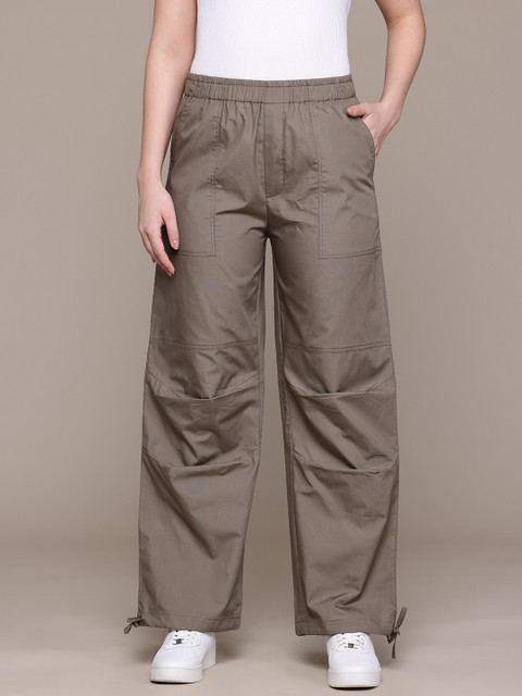 Popnetic Women Loose Fit High-Rise Parachute Cargo Trousers
