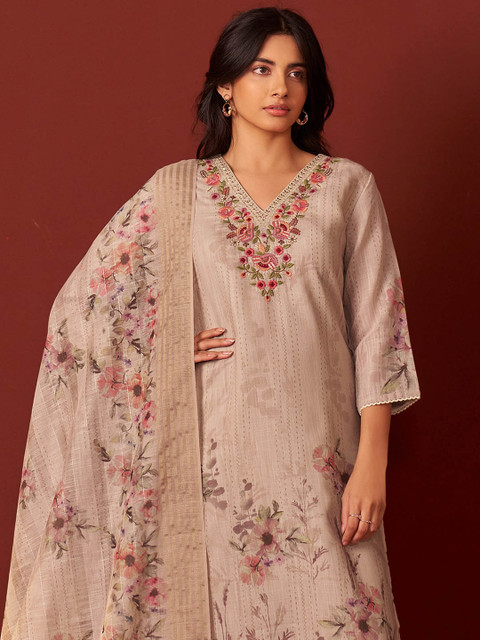 Indo Era Women Floral Embroidered Linen Kurta with Trousers & Dupatta