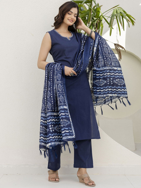 Anouk Rustic Notch Neck Thread Work Pure Cotton Straight Kurta With Trousers & Dupatta - Image 2