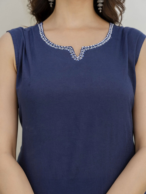 Anouk Rustic Notch Neck Thread Work Pure Cotton Straight Kurta With Trousers & Dupatta - Image 3