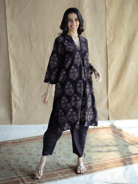 THE INDIAN ETHNIC CO Women Loose Fit Cotton Salwar