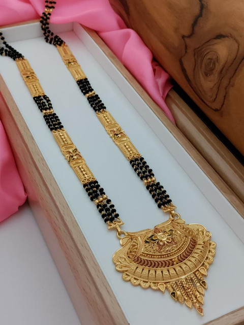 niva fashion Gold-Plated Artificial Beads Mangalsutra