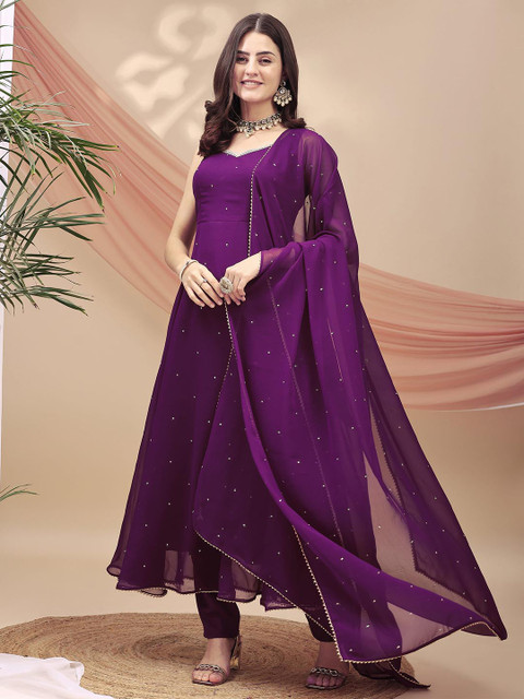 TextileNow Embroidered Sweetheart Neck Sequinned Georgette A-Line Kurta Trousers & Dupatta - Image 5