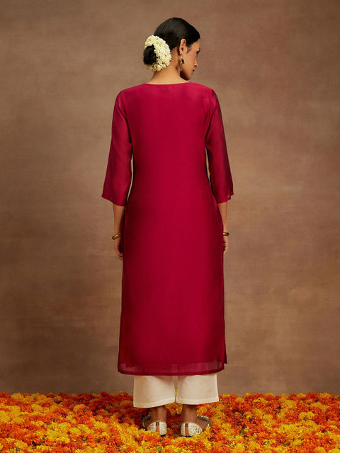 Libas Floral Embroidered Notch Neck Chanderi Silk Straight Kurta - Image 4