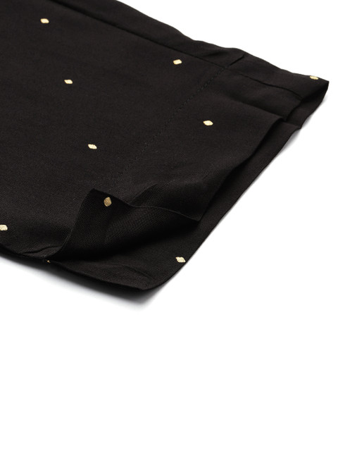 Ahalyaa Floral Printed Panelled Kurta with Trousers - Image 8