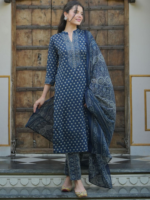 Libas Women Ethnic Printed Straight Kurta with Trousers & Dupatta
