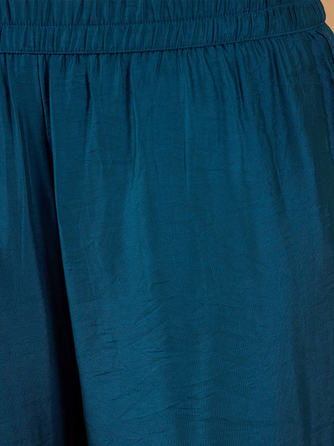 Varanga Women Spaghetti Tie up Strap Straight Floral Kurta with Trousers and Dupatta - Image 3