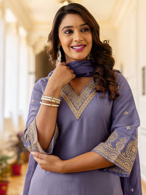 SANISA Women Ethnic Motifs Embroidered Regular Sequinned Kurta with Trousers & Dupatta