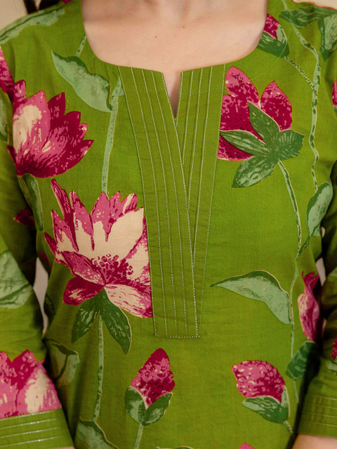 SKYLEE Women Floral Printed Round Neck Straight Kurta with Trousers & Dupatta - Image 3