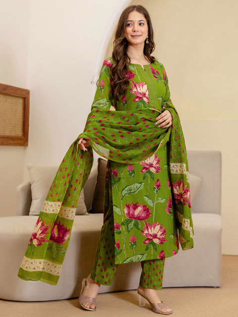 SKYLEE Women Floral Printed Round Neck Straight Kurta with Trousers & Dupatta - Image 4