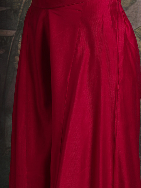 SANISA Floral Embroidered Straight Thread Work Kurta With Sharara & Dupatta - Image 4