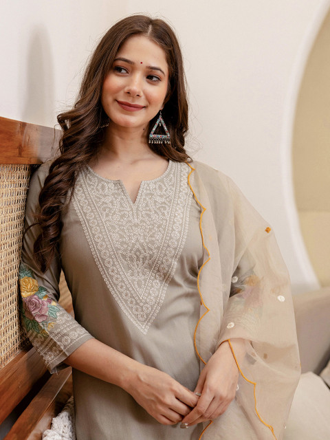 SANISA Women Ethnic Motifs Embroidered Kurta with Trouser & Dupatta