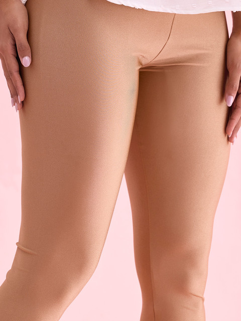 Go Colors Women Gold-Toned Solid Skinny Fit Shimmer Ankle-Length Leggings - Image 5