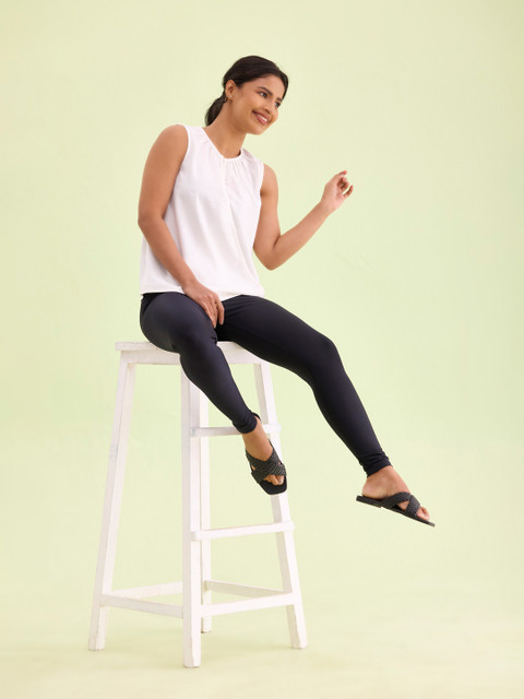 Go Colors Women Black Solid Skinny Fit Shimmer Ankle-Length Leggings - Image 4