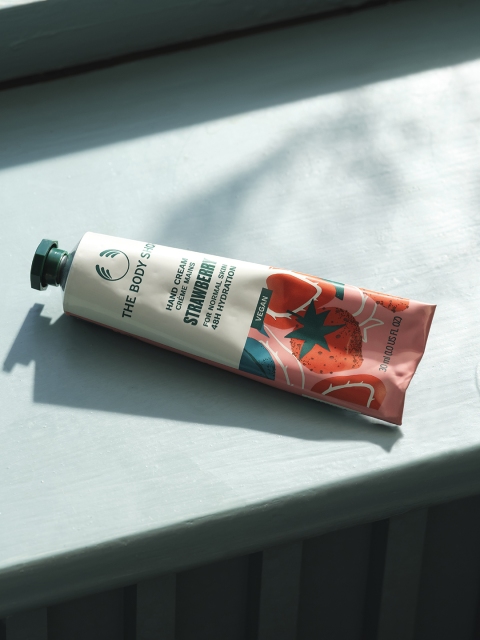 THE BODY SHOP Unisex Sustainable Hand Cream 30 ml - Image 5