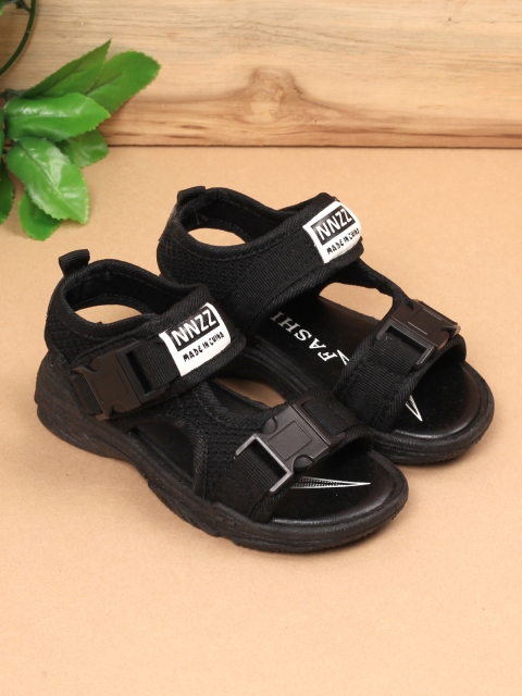walk trendy sandals
