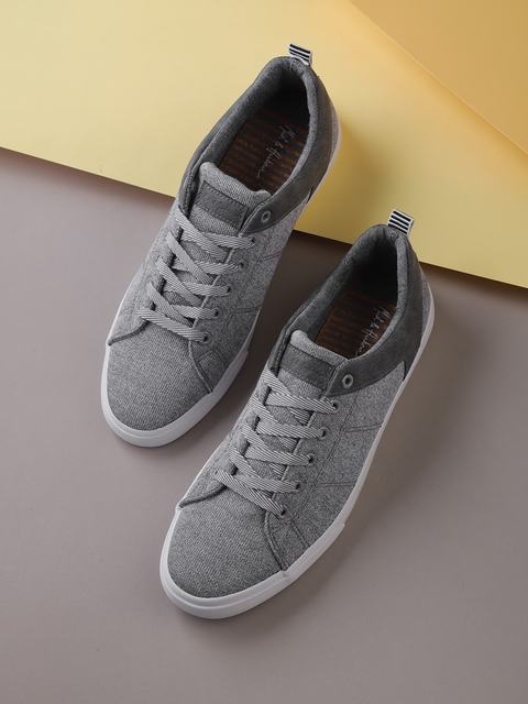 Mast & Harbour Men Grey Solid Sneakers