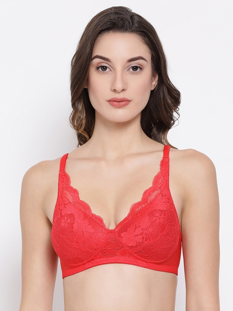 Clovia Red Solid Non-Wired Lightly Padded Everyday Bra BR1835P0432B