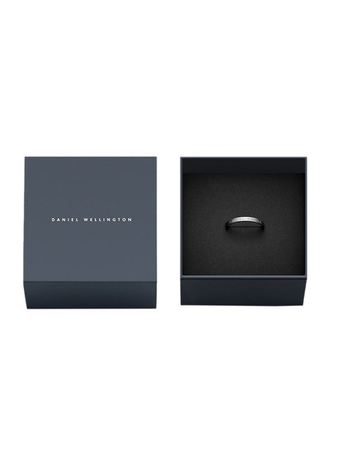 Daniel Wellington Unisex Silver-Plated Engraved Ring
