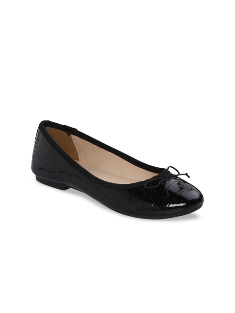 Mode by Red Tape Women Black Solid Ballerinas
