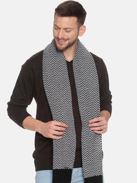 513 Men Black & White Patterned Muffler