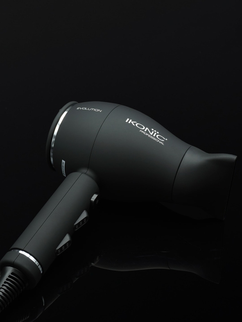 Ikonic Women Black Luxure Evolution Hair Dryer - Image 6