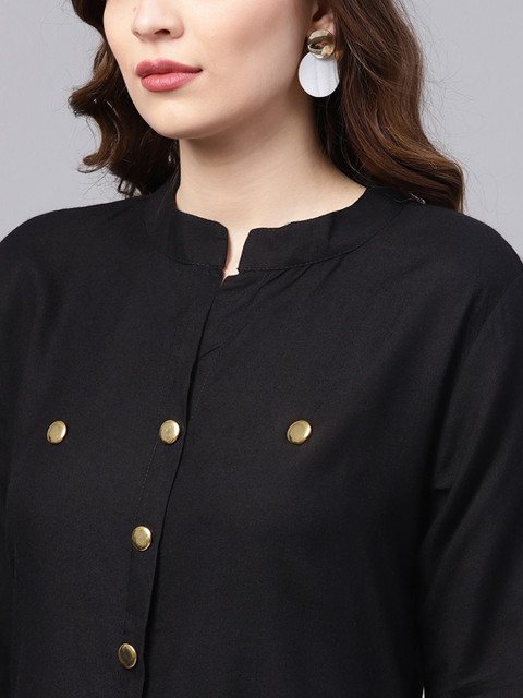 Ishin Women Black Solid Straight Kurta - Image 2