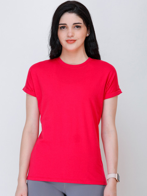 SCORPIUS Women Magenta Solid Round Neck T-shirt