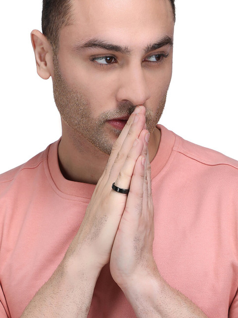 Yellow Chimes Unisex Black-Toned Stainless Steel Band Style Finger Ring - Image 5