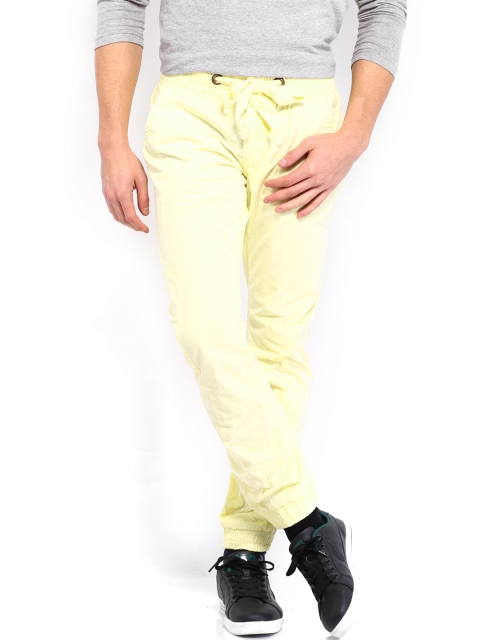 

Breakbounce Men Yellow Cairo Buddy Hug Regular Fit Trousers