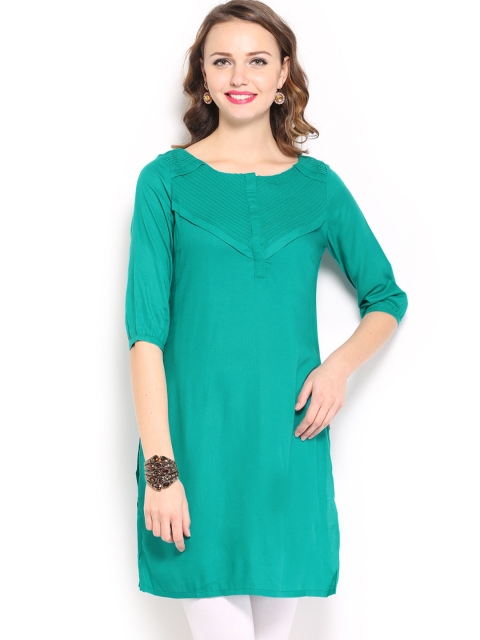 

W Women Green Pin Tuck Kurta